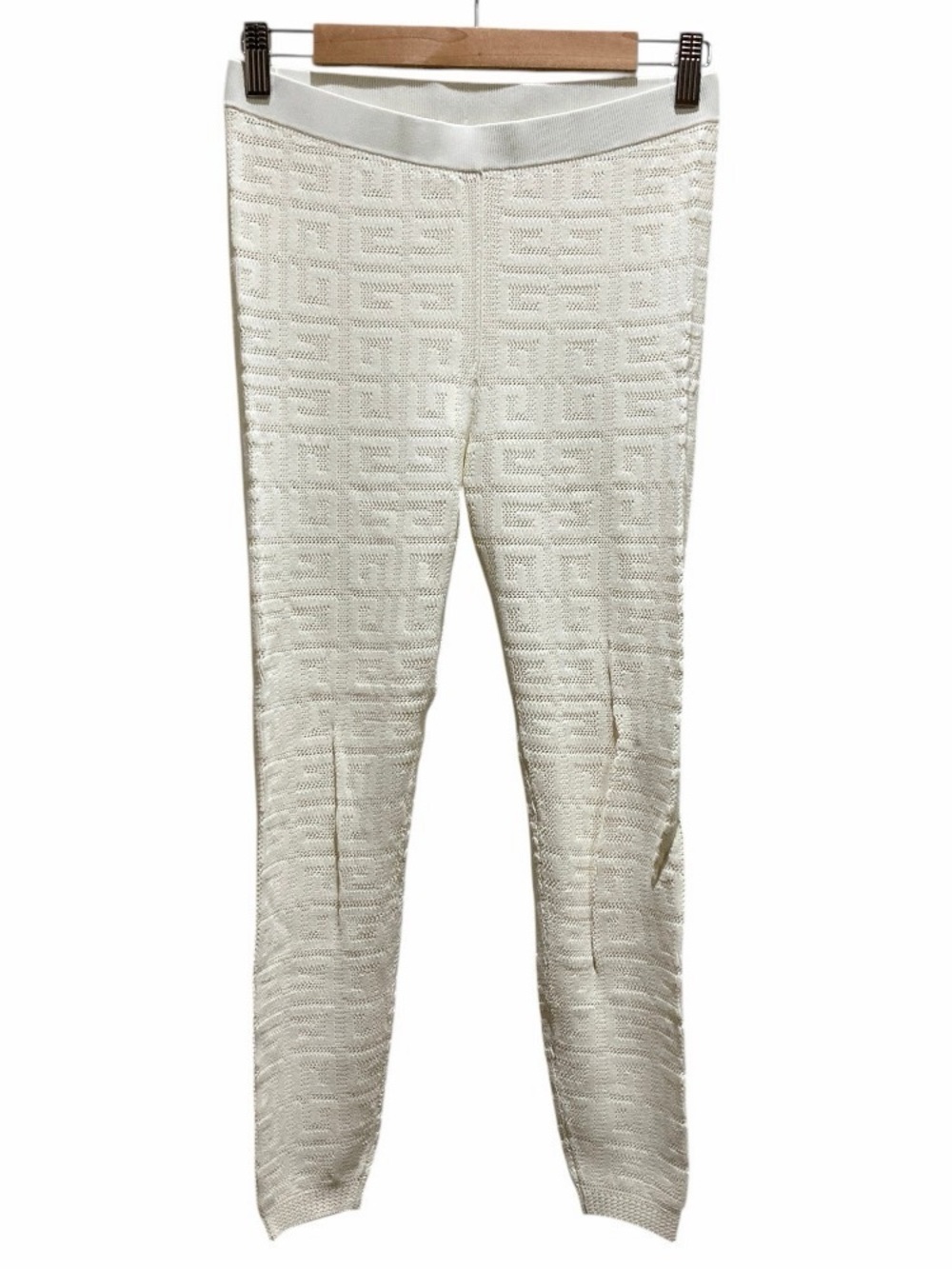 GIVENCHY 4G Logo Jacquard Leggings
Pants - Ivory